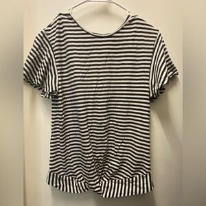 EUC Banana Republic Designer Tee - Size: L
